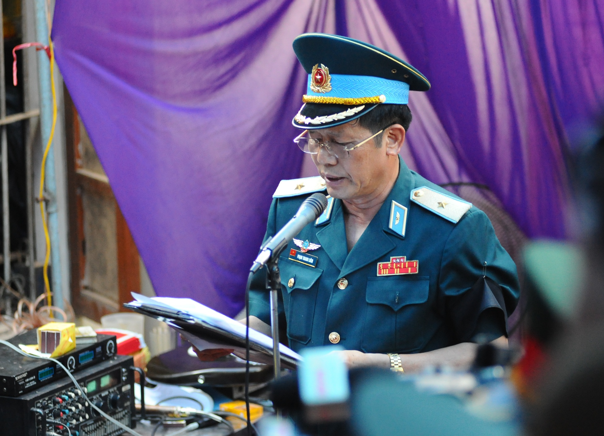 phi cong tran quang khai anh 9