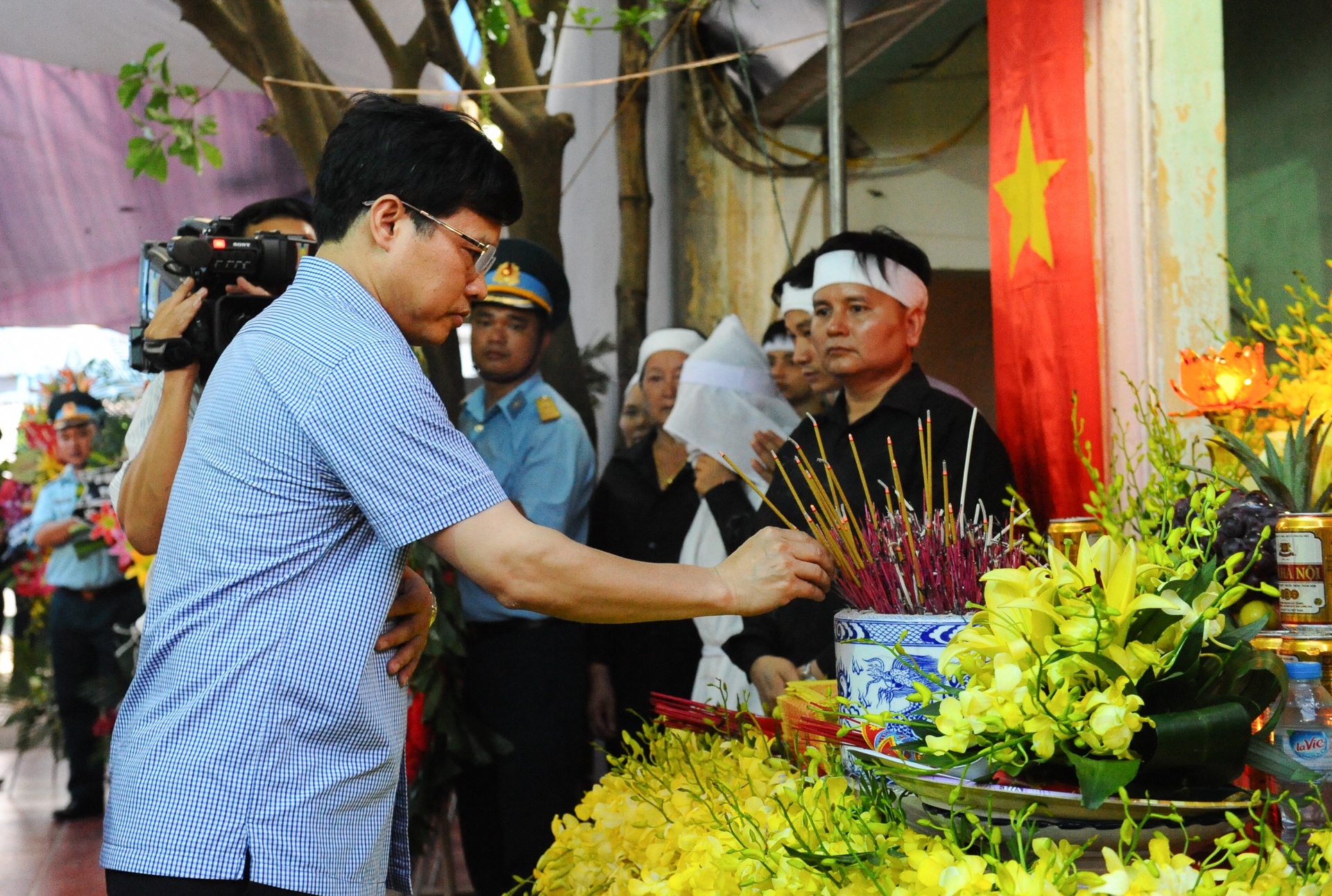 phi cong tran quang khai anh 15