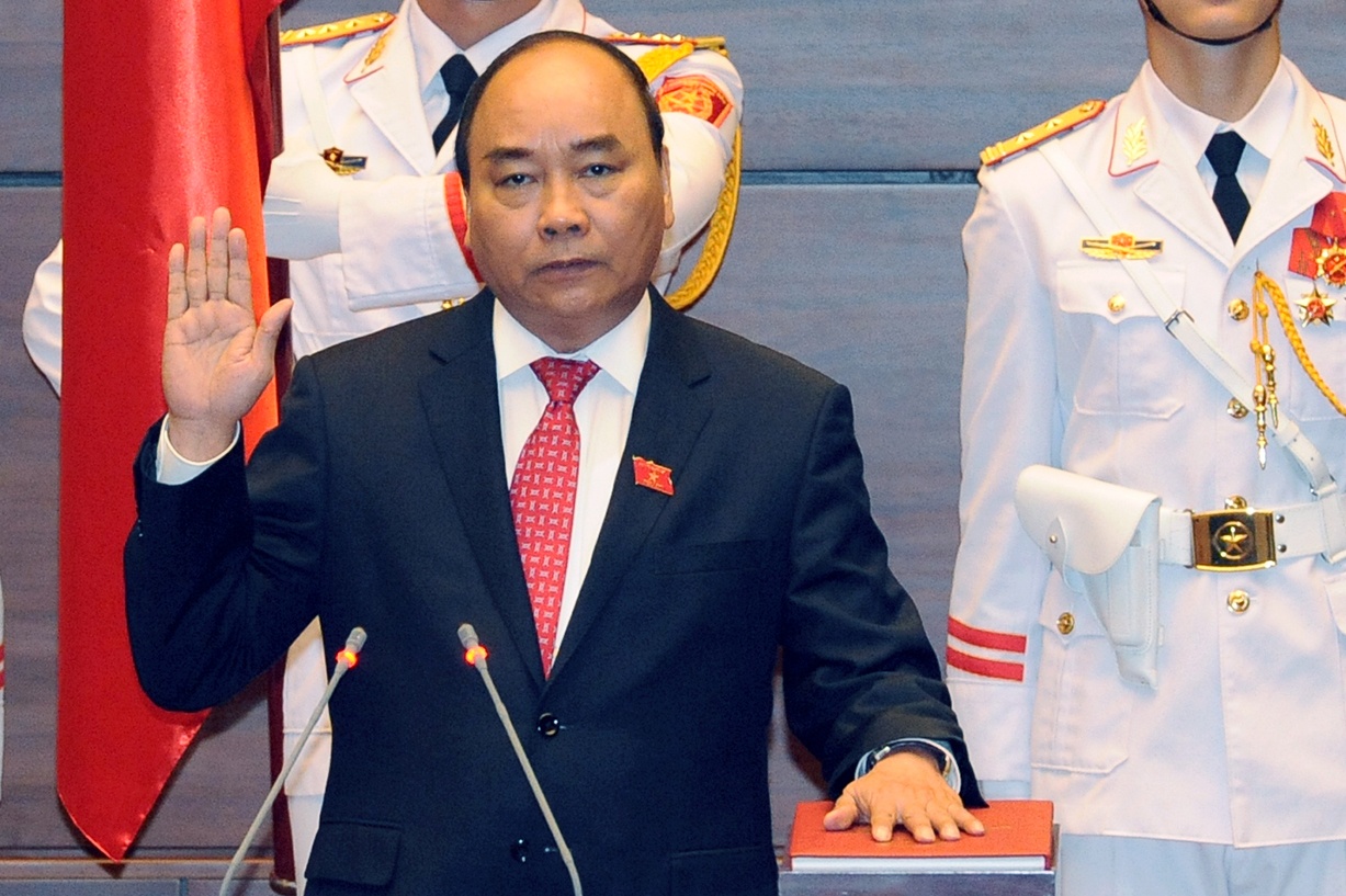 Thu tuong Nguyen Xuan Phuc: Khong de nhom loi ich thao tung hinh anh