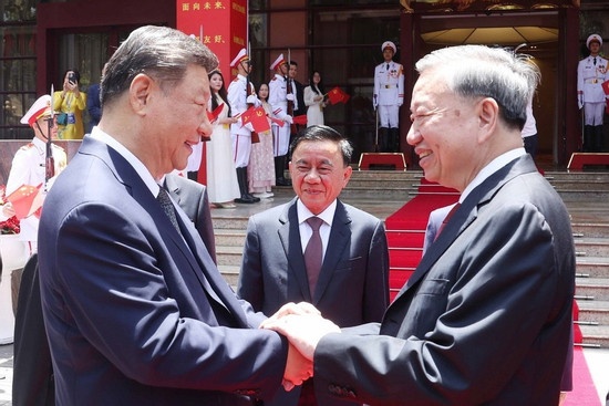 Ong Tap Can Binh: Nguon coi, suc manh quan he Viet-Trung la o nhan dan hinh anh