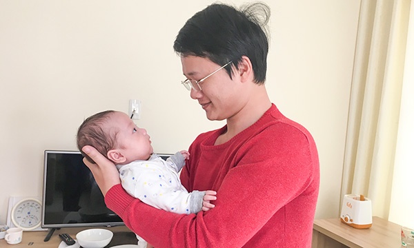 thieu uy Dau Thi Huyen Tram anh 1