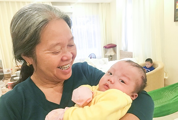 thieu uy Dau Thi Huyen Tram anh 2