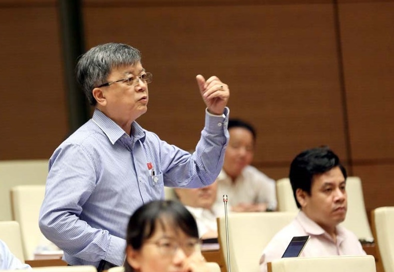 Nhung chat van, tranh luan dang chu y tai Quoc hoi hinh anh