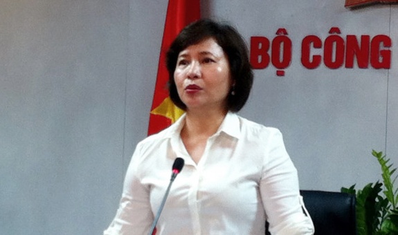 Canh cao Thu truong Ho Thi Kim Thoa, kien nghi mien cac chuc vu hinh anh