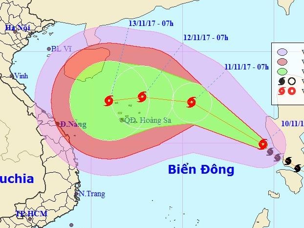 Bao so 13 co the doi huong, nham vao mien Trung hinh anh