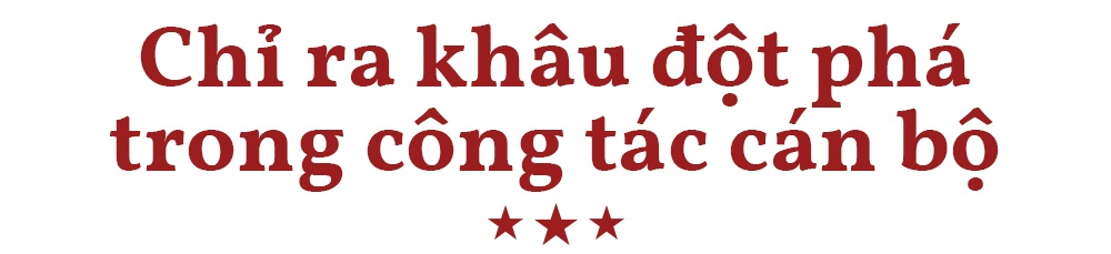 Hoi nghi trung uong 7 anh 4