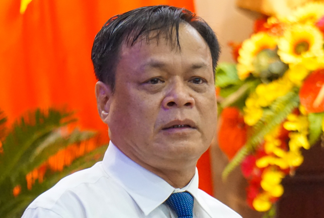 Can bo Da Nang co cum, dun day trach nhiem vi so lam sai hinh anh