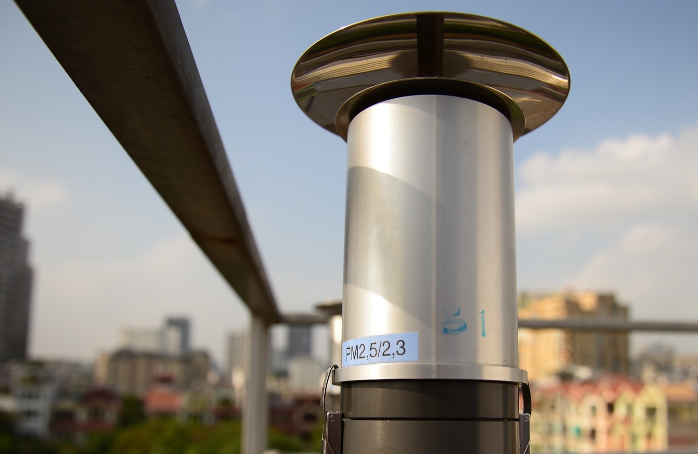 Tram quan trac chat luong khong khi to bang can phong cua Ha Noi hinh anh