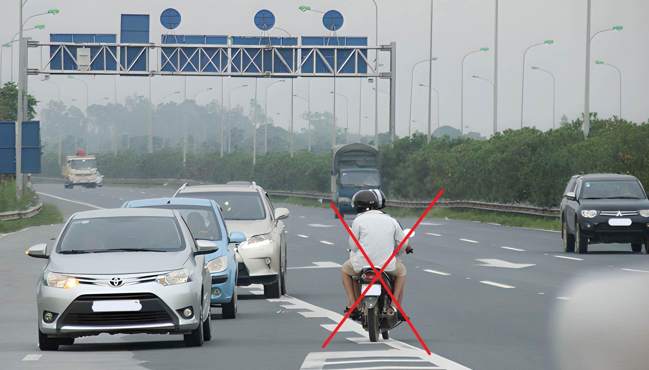 Noi thong kho 'nguoi di dung phai den nguoi di sai' hinh anh