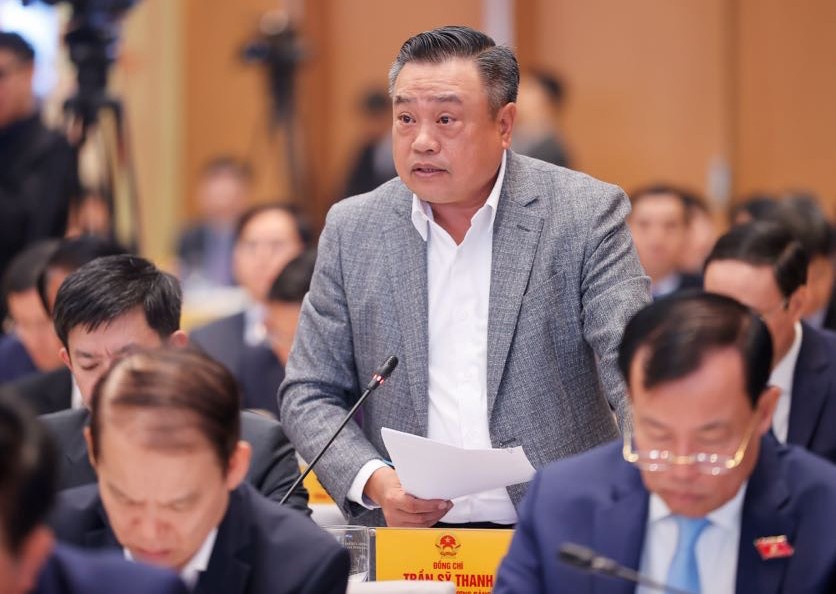 Ha Noi tap trung nguon luc xay them 9 cau vuot song Hong hinh anh