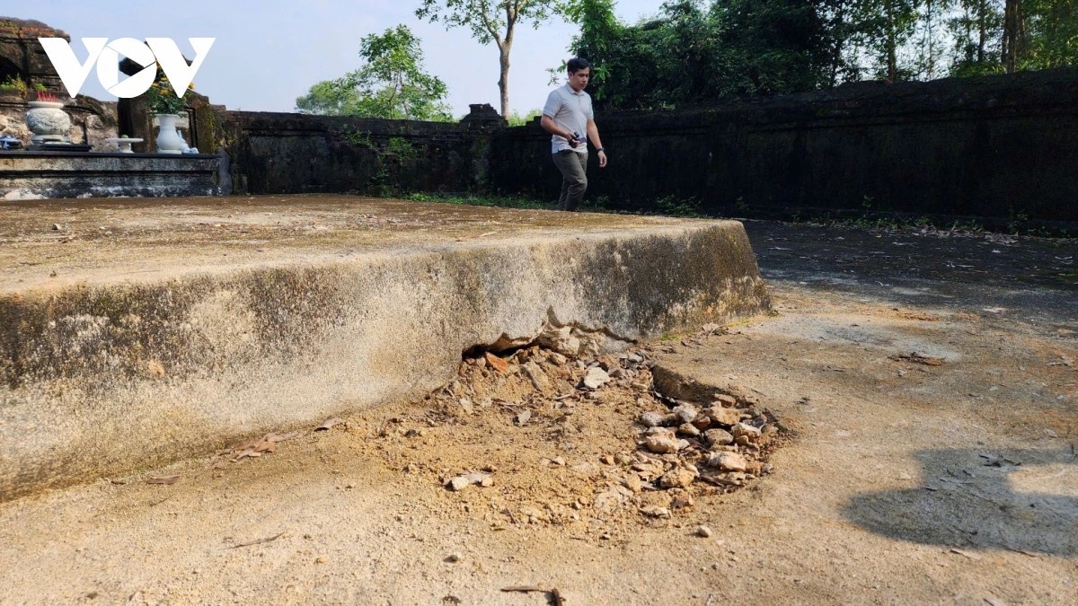 Ngai vang Trieu Nguyen anh 2