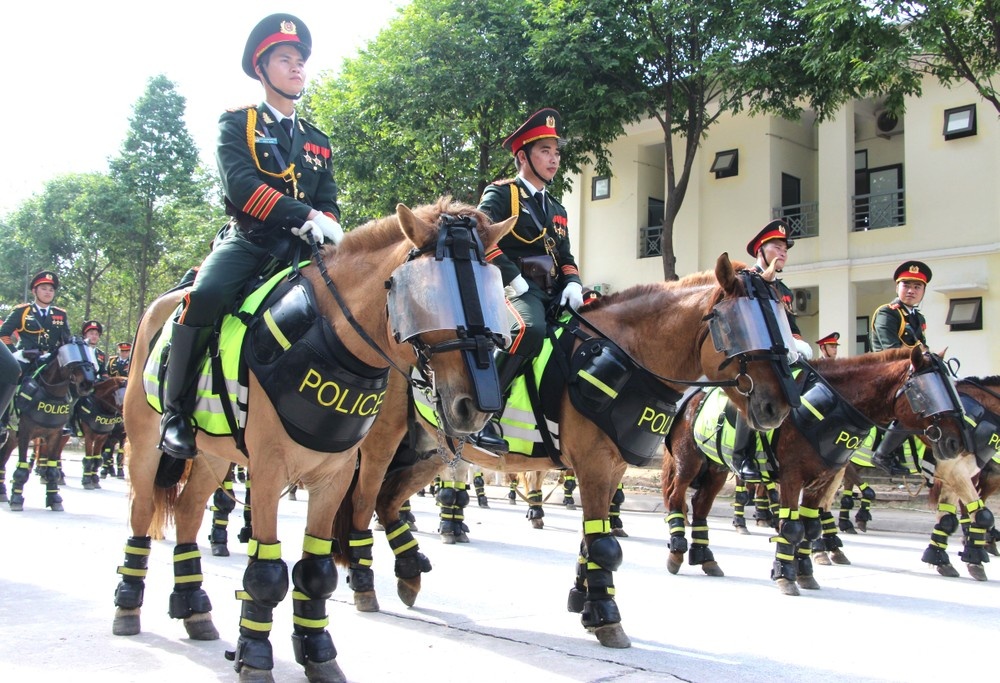 Ky binh hop luyen 30/4 anh 5