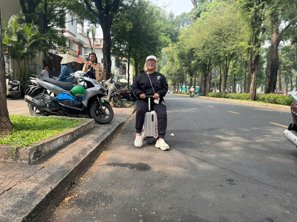 Cuoi vali Ben Nghe TP.HCM anh 1