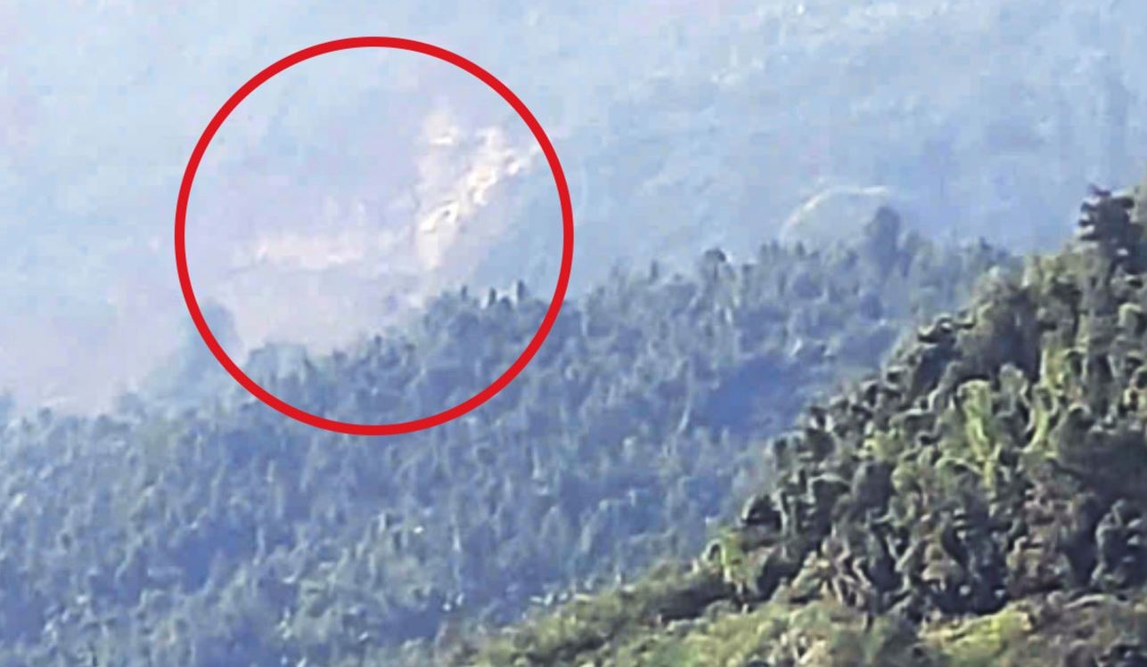 Xuat hien tieng no tren dinh nui tai thon Lang Nu hinh anh