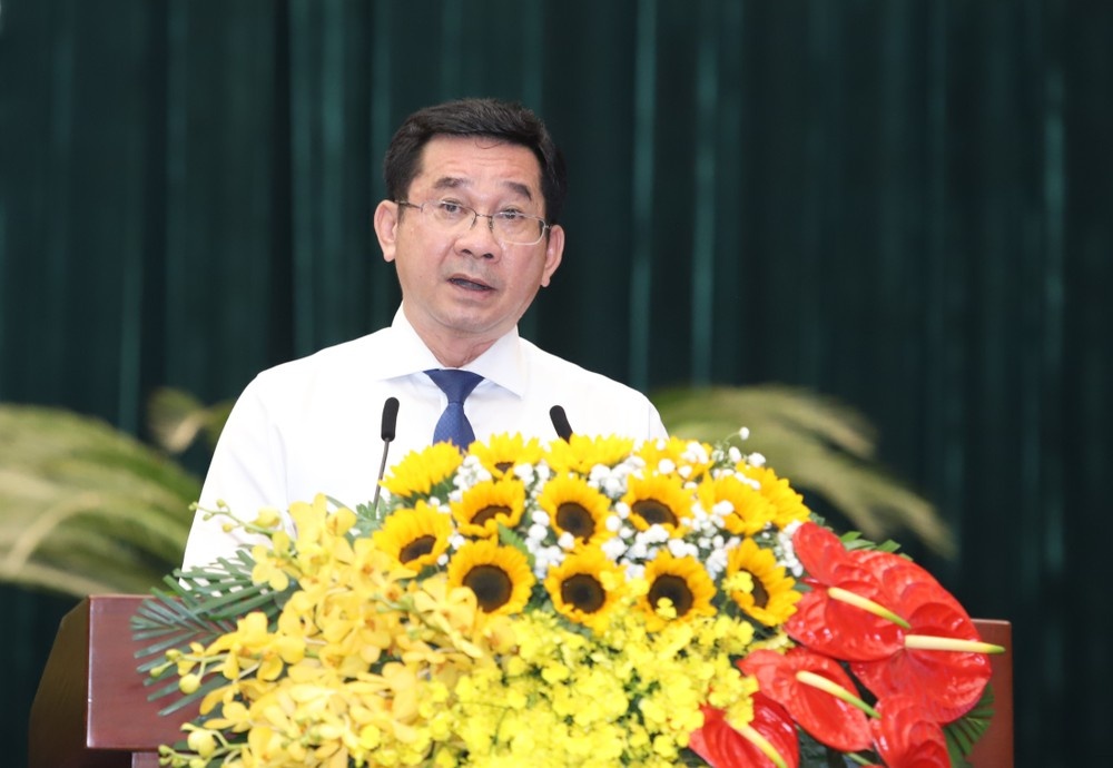 Phan cong Chu tich TP.HCM anh 2