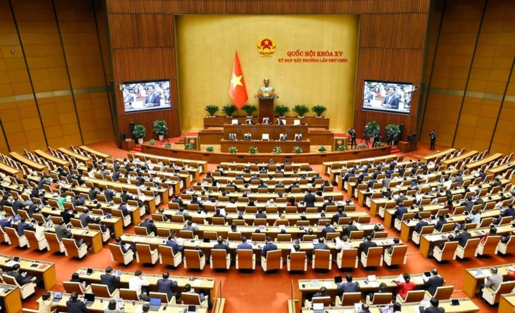 Ngay cuoi ky hop: Quoc hoi thong qua nhieu nghi quyet, luat quan trong hinh anh