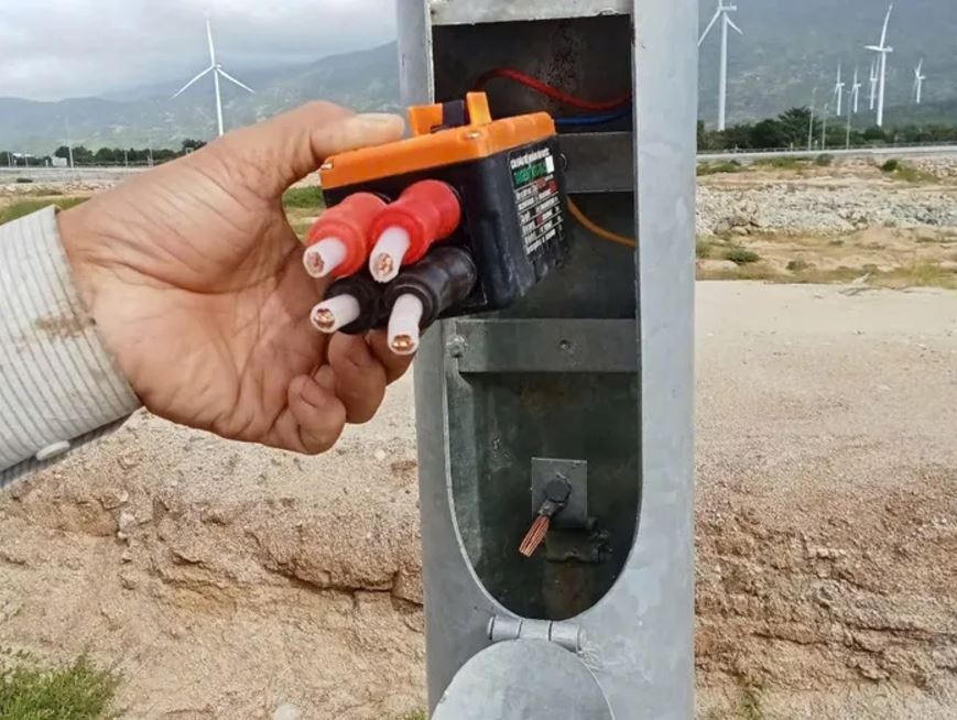 Cap Cam Lam Vinh Hao anh 1