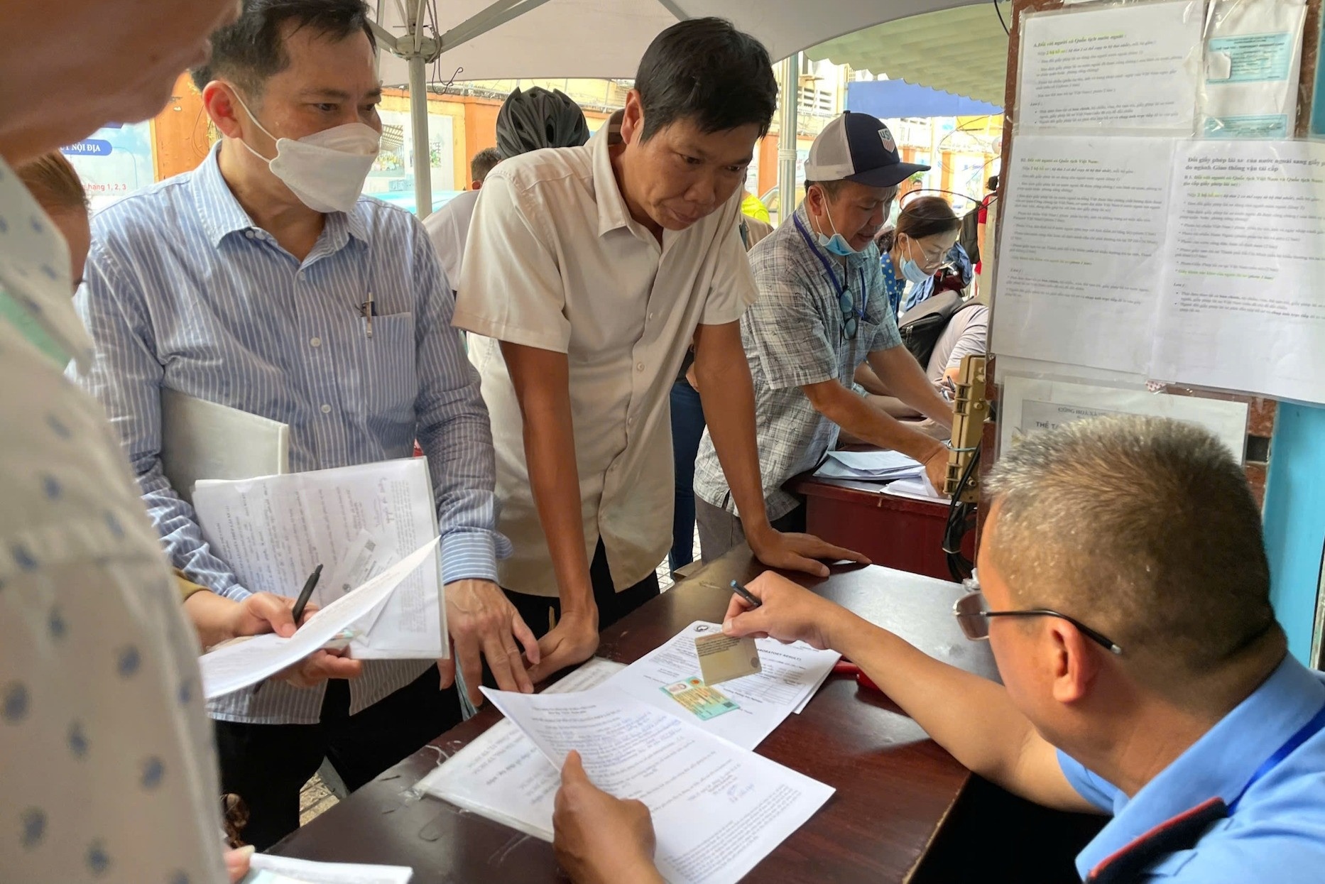 Giay phep lai xe anh 1