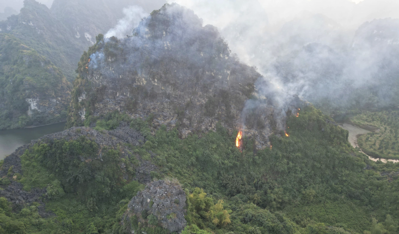 Chay rung Trang An anh 2