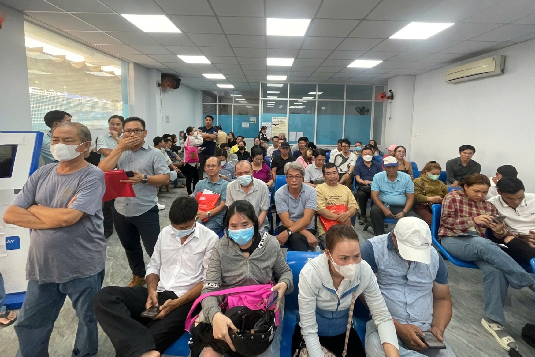 TP.HCM chi nhan truc tiep ho so cap doi GPLX oto thoi han duoi 15 ngay hinh anh