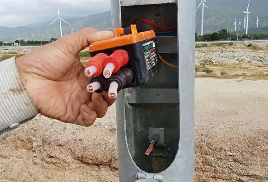 Cao toc Cam Lam - Vinh Hao lien tuc bi cat trom day cap hinh anh