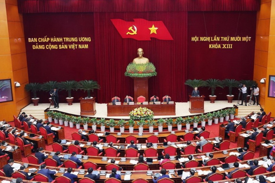 Trung uong thao luan phuong huong cong tac nhan su Dai hoi XIV hinh anh