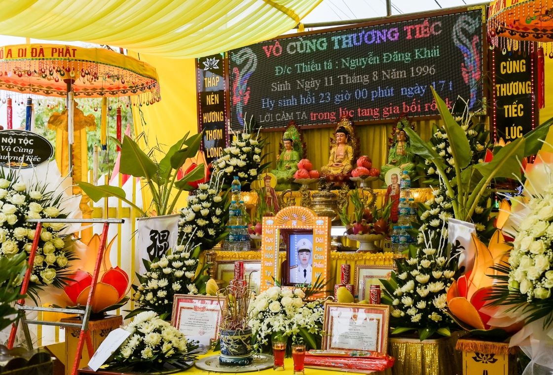 Du dinh chua thanh cua Thieu ta cong an hy sinh khi truy bat toi pham hinh anh