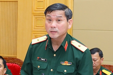 Thu tuong bo nhiem Tu lenh Quan khu 5 va hai Chinh uy Quan khu hinh anh