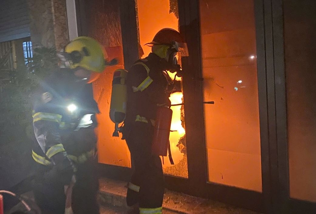 Cuu cu ba 94 tuoi khoi dam chay o Hai Phong hinh anh