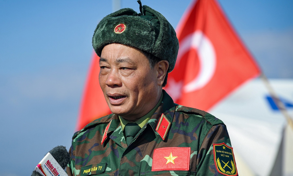 De nghi phong Anh hung vi tuong hai lan dan quan di cuu ho nuoc ngoai hinh anh