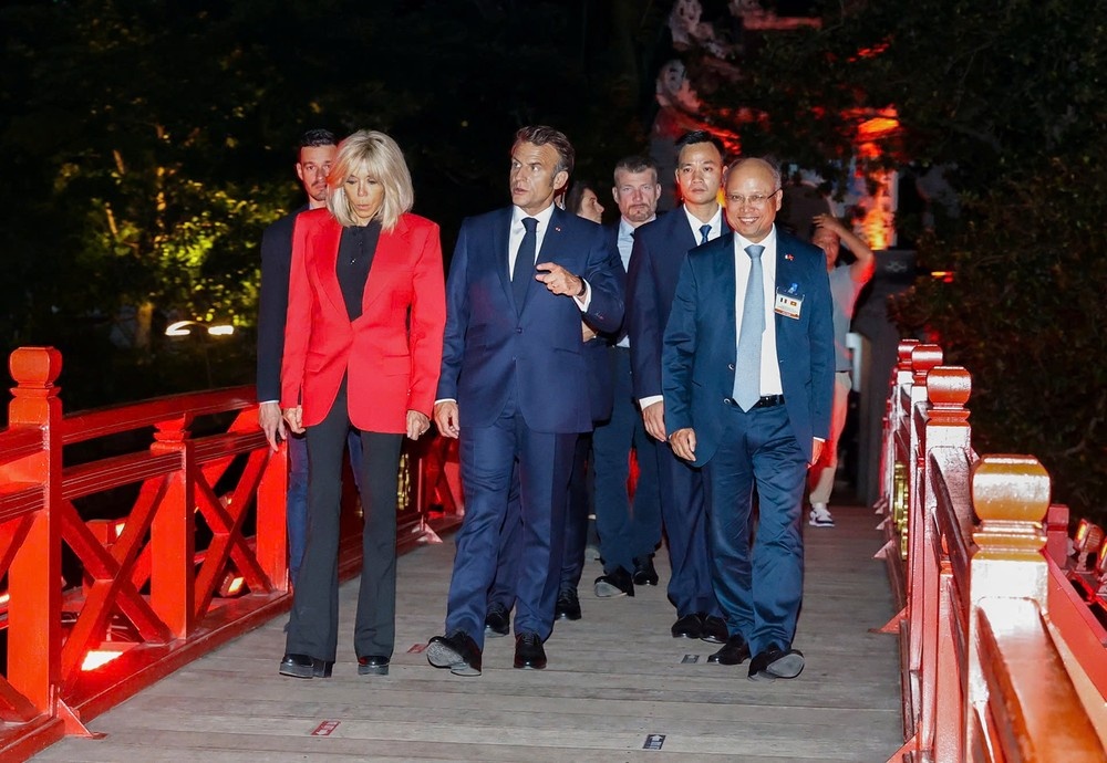 Tong thong Phap Emmanuel Macron anh 1