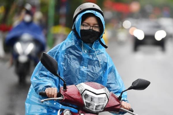 Mien Bac don lien tiep 2 dot khong khi lanh, mua ret keo dai hinh anh