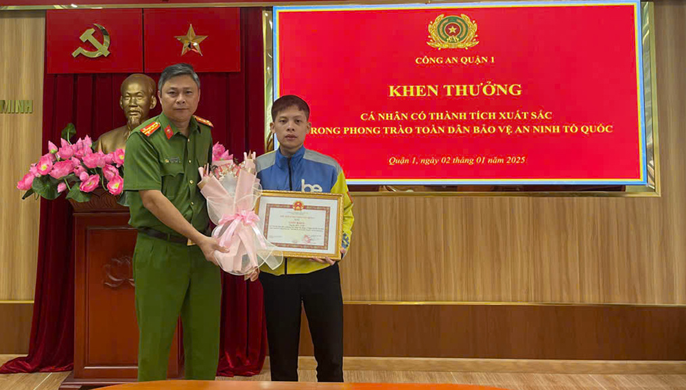 Tài xế xe ôm,  Cặp vợ chồng đánh,  TP.HCM ảnh 1 Tai xe xe om,  Cap vo chong danh,  TP.HCM anh 1