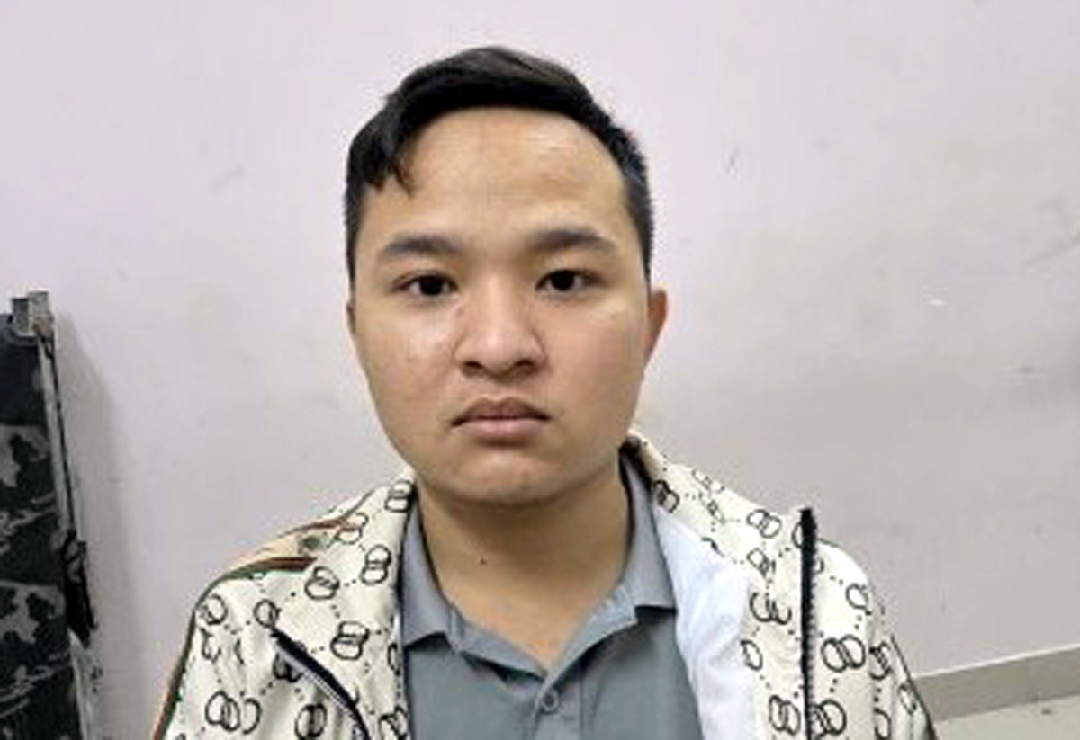 Bat thanh nien trom 200 trieu dong cua chu quan roi bo tron hinh anh