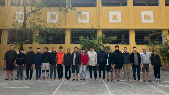 Duong day danh bac,  Nghin ty anh 1