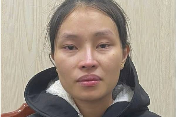 Bat 'nu quai' chuyen dot nhap nha dan trom tien, vang so luong lon hinh anh