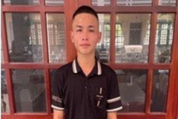 Hon chien giai quyet mau thuan cho ban gai, mot nguoi tu vong hinh anh