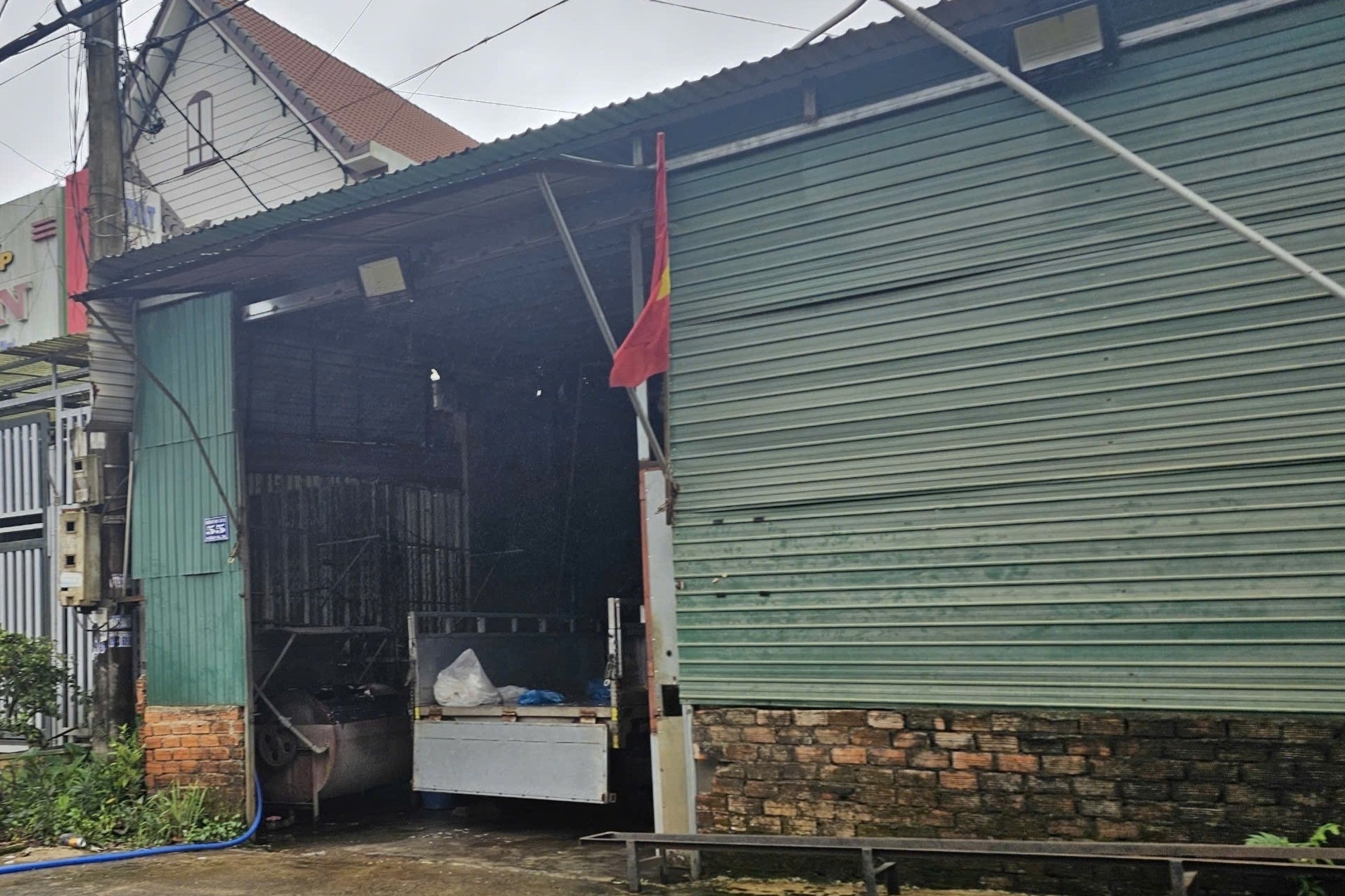 Lam ro viec quan ly an toan thuc pham vu 6 co so ngam gia do ban hinh anh