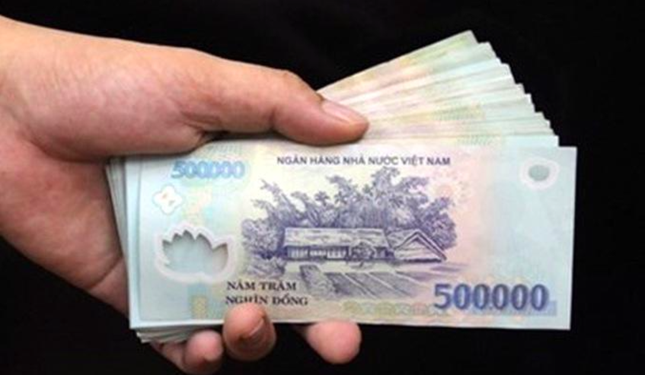 Nhom doi tuong cho vay nang lai, doa giet con no tra tien cham hinh anh