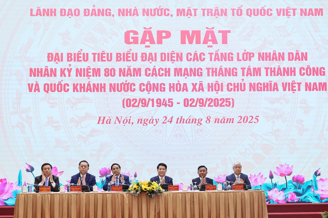 dai doan ket anh 1