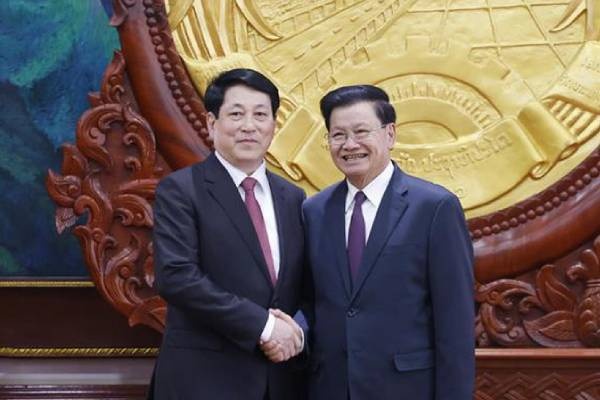 Chu tich nuoc Luong Cuong hoi dam voi Tong Bi thu, Chu tich nuoc Lao hinh anh