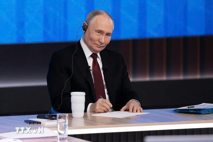 Tong thong Putin phe chuan chien luoc moi chong chu nghia cuc doan hinh anh