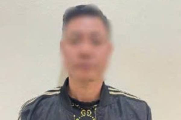 Bi bat khi mua ma tuy ve su dung hinh anh