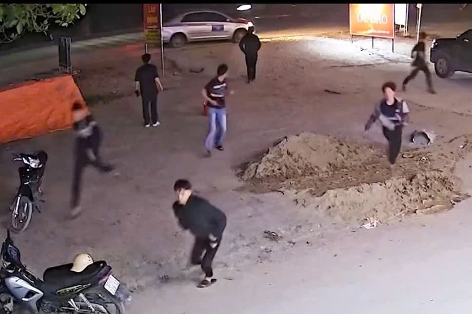 Nam tai xe lai oto bo chay qua 3 huyen, gay 4 vu tai nan lien tiep hinh anh