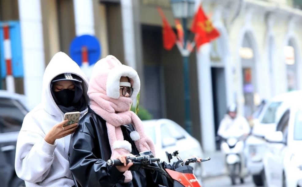 Ha Noi ret dam, nen nhiet thap nhat 8 do C hinh anh