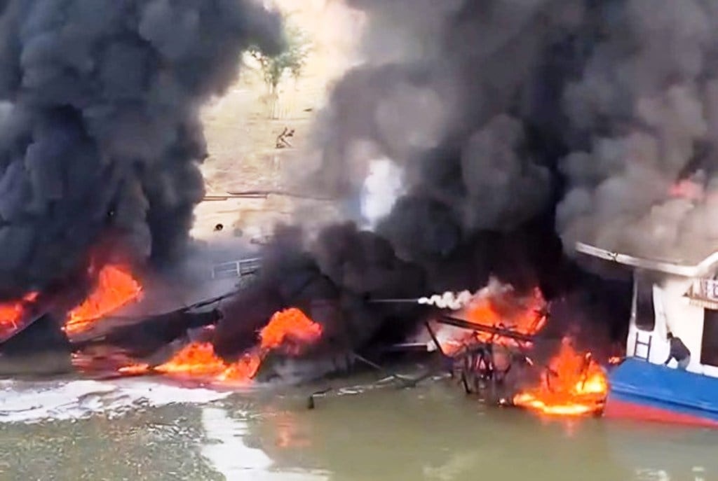 No tau cho dau tren song Boi, 3 nguoi bi thuong hinh anh