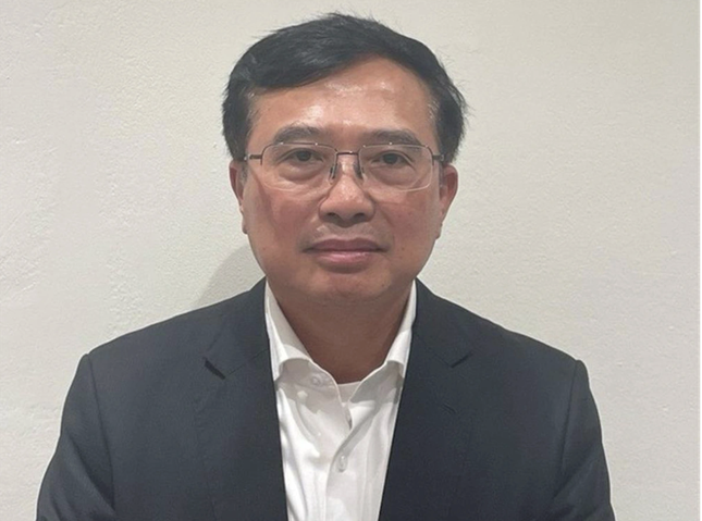 Hoang Quoc Vuong,  Bo Cong Thuong,  Dien mat troi,  Trung Nam Thuan Nam,  Xay dung Trung Nam,  Cong ty Trung Nam anh 1