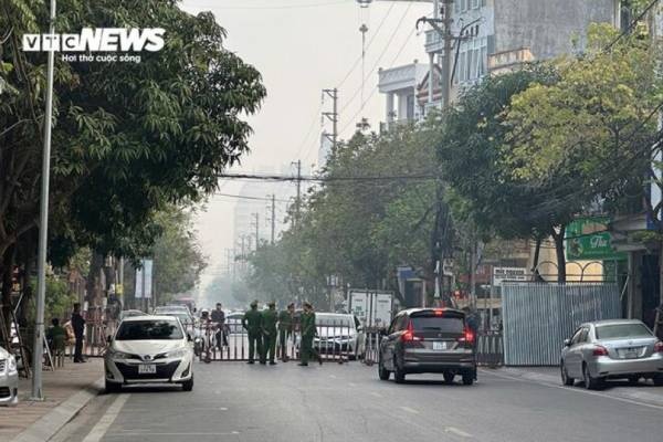 Luu Binh Nhuong,  Le Thanh Van,  Cong ty Sao Do,  Tap doan Manh Duc,  Cong ty Ha Long,  Van tai Ha Long,  Cong ty Truong Sinh anh 1