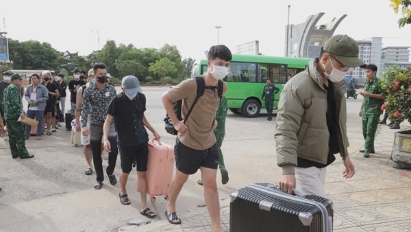 Trai long cua nan nhan tro ve tu cong ty lua dao qua mang o Campuchia hinh anh