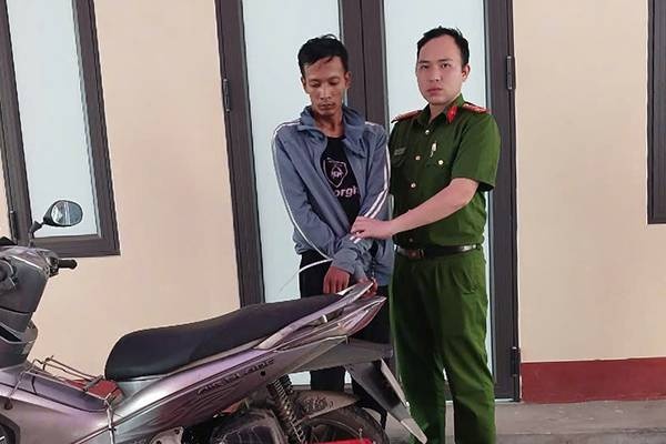 Doi tuong trom cap sa luoi sau gan 2 gio gay an hinh anh